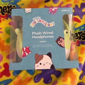 NIB Squishmallow Wendy the Frog Headphones